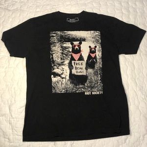Riot society brand graphic t shirt. In excellent used condition. Mens size L.